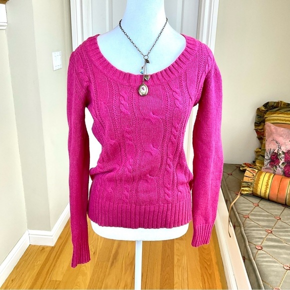 Gap Factory Sweater in Pink Cotton Blend Cable Knit with Scoop Neck (S) - Picture 1 of 7
